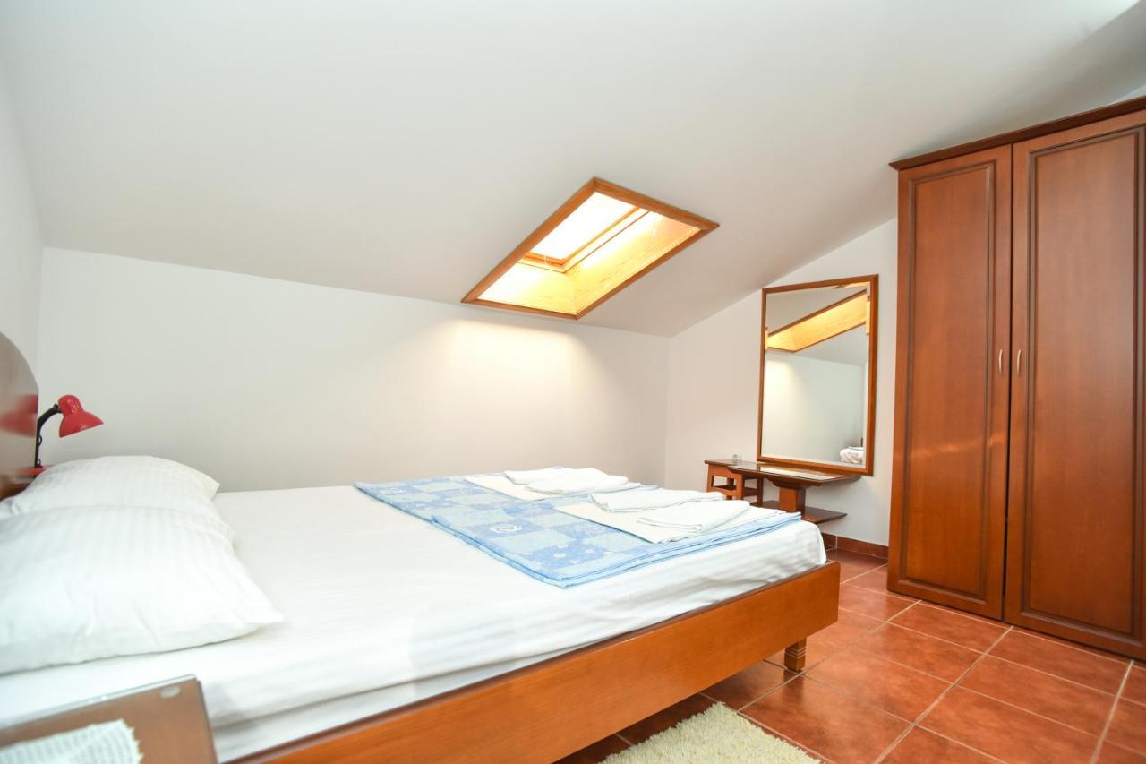 Vila Idila Budva Buitenkant foto